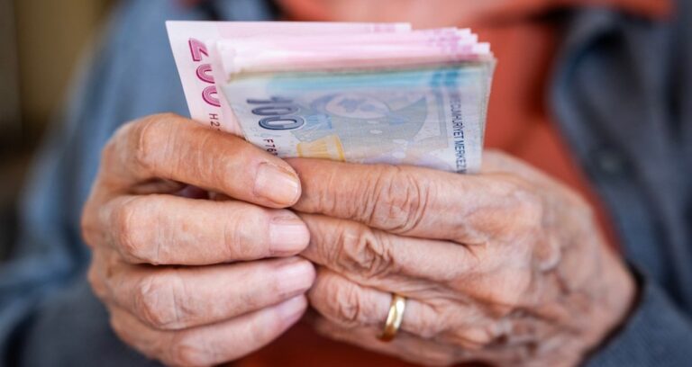emekli-promosyonlari-30-bin-tlye-dayandi-bankalardan-haziran-ayi-hamlesi-v6UA5DpG.jpg