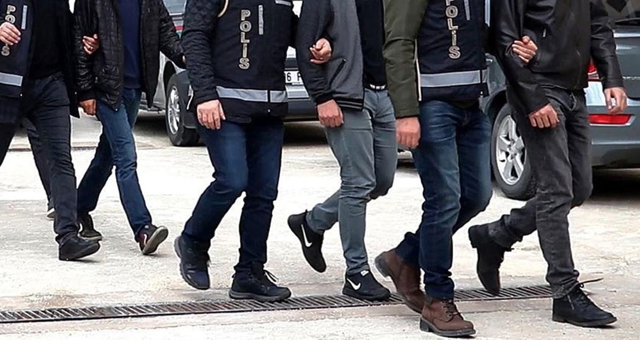 aydin nazillide uyusturucu operasyonunda 6 kisi tutuklandi vFcNfXxS