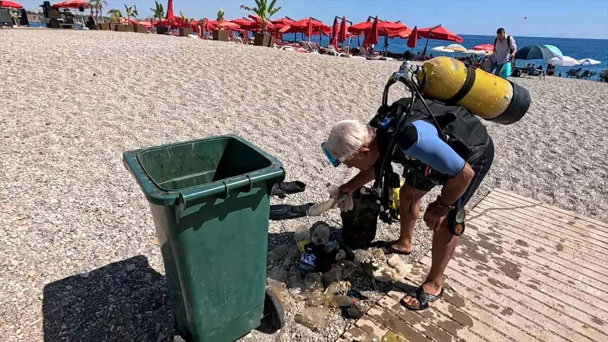 antalyada dalisla deniz temizligi 4Gmy8vIk