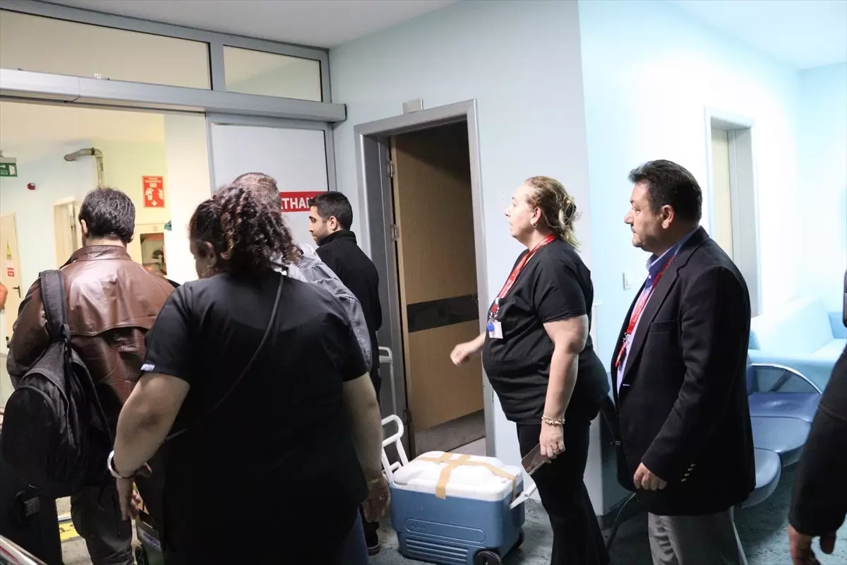 duzcede organ bagisi bir hastanin organlari uc kisiye nakledilecek AHPHaHEl