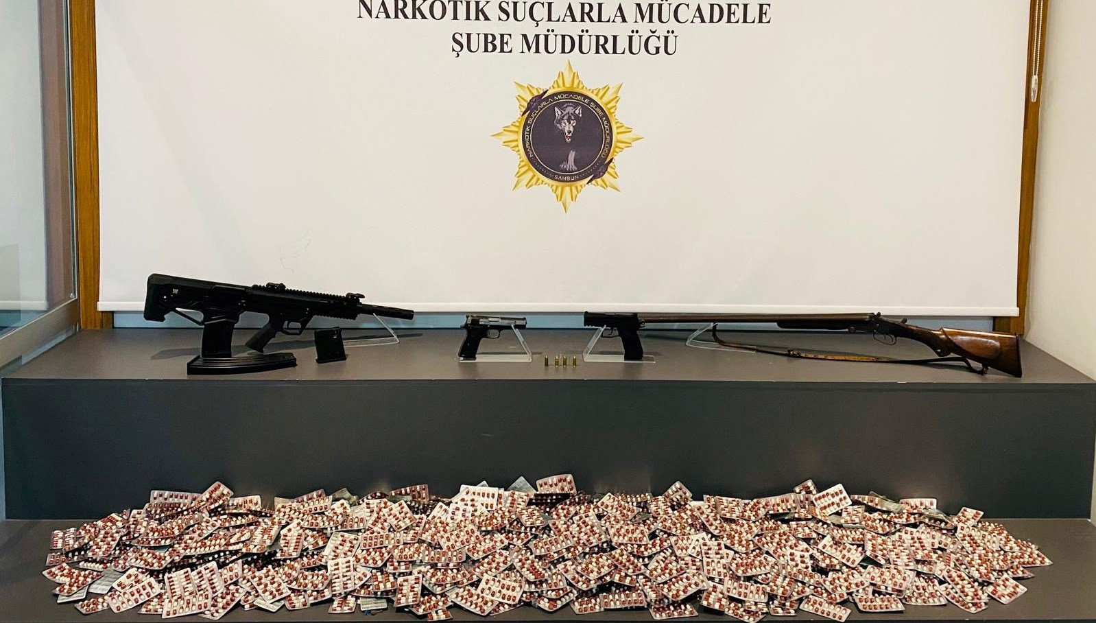 samsunda uyusturucu operasyonu dort tutuklama 4gNtizfw