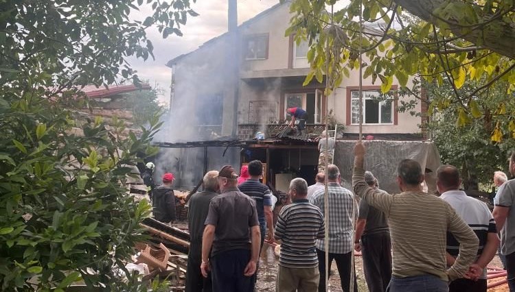 sinopta tup patladi aIYCJNsH