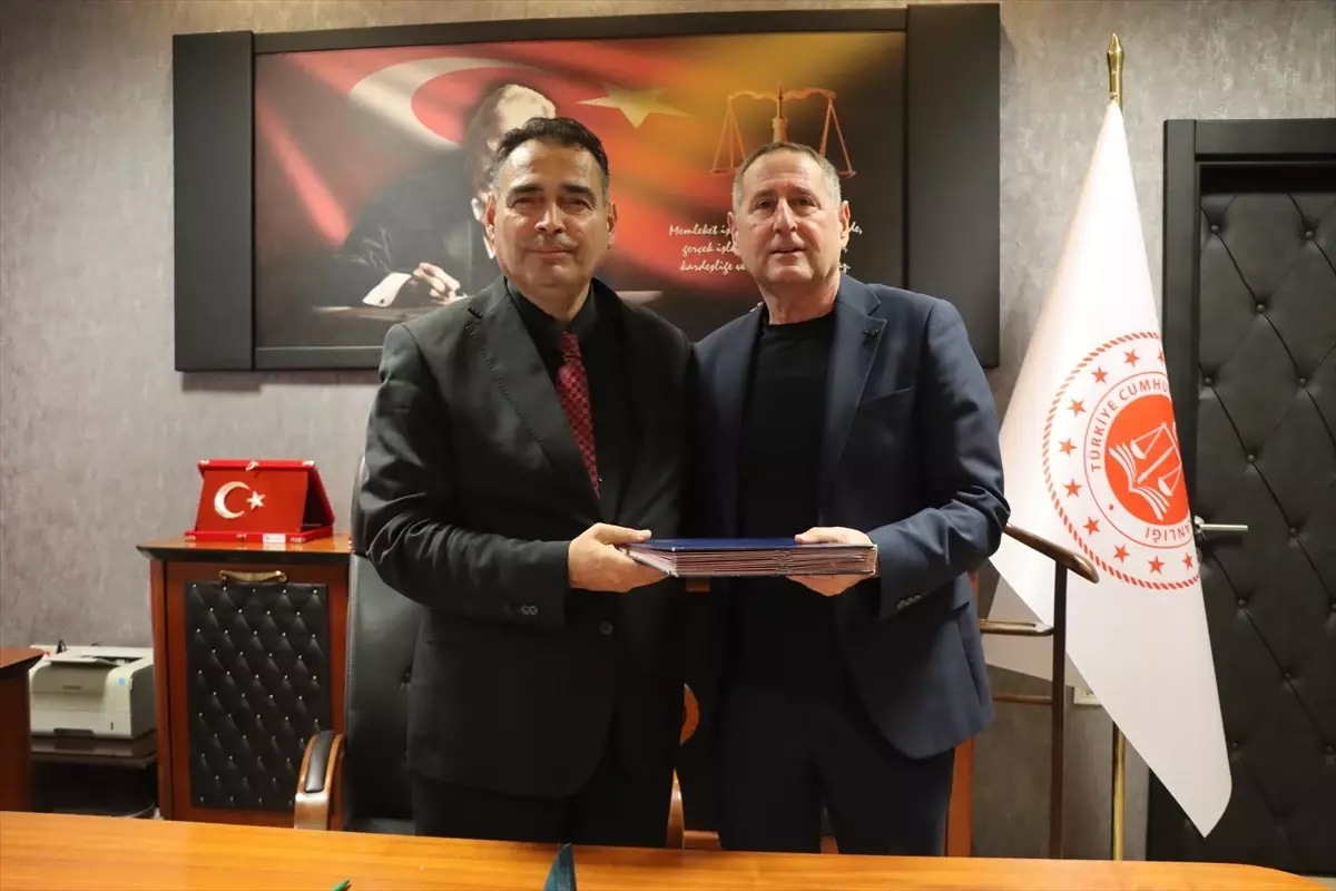 kirklarelinde adliye lojmanlari protokolu imzalandi s6BbkPpK.jpg