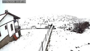 ankaranin-yuksek-kesimleri-beyaza-burundu-RGVdmkZU