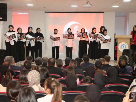 Karlıova’da 19 Mayıs Bayramı Coşkuyla Anıldı