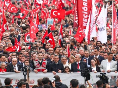 CHP Lideri Özgür Özel, 19 Mayıs’ta Gençlerle Anıtkabir’de: “Geleceği Gençlere Emanet Edeceğiz”