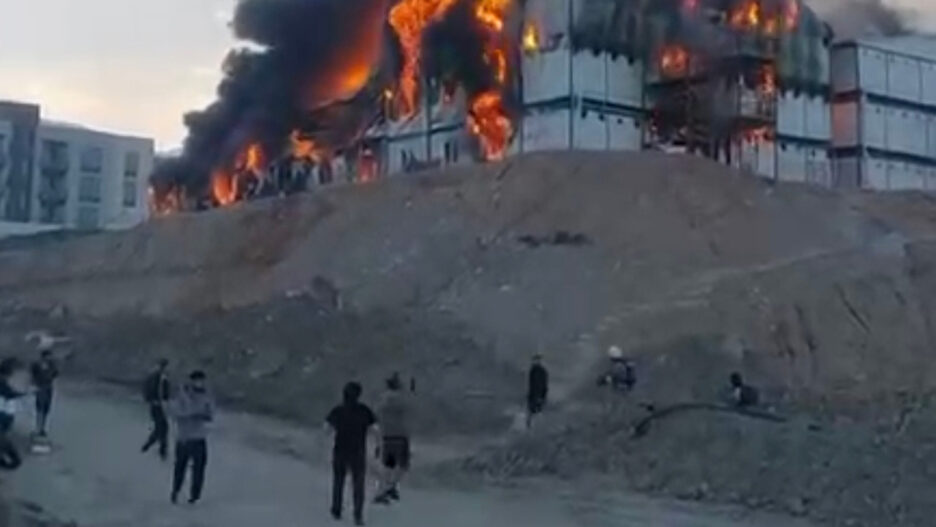 Dulkadiroğlu’ndaki Konut İnşaatında Yangın: 1 Ölü, 6 Yaralı