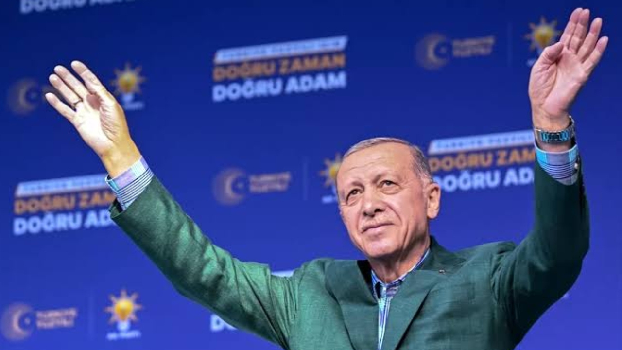 Erdoğan ‘Katılımlar sürecek’ demişti: 3 belediye başkanı daha AKP’ye geçiyor